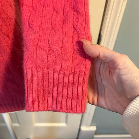 Lord & Taylor 100% Cashmere Cable Knit Sweater XS Petite Pink Quiet Luxury Cozy - Picture 4 of 6
